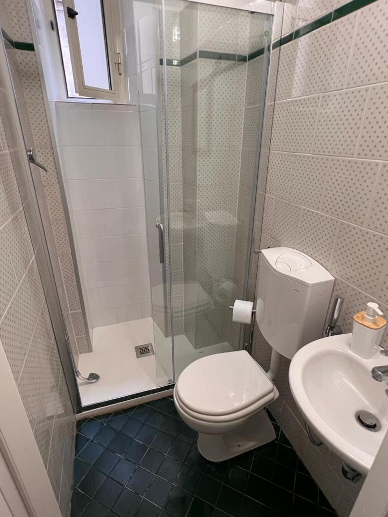 Guest House Biondi Cavour โรม ภายนอก รูปภาพ